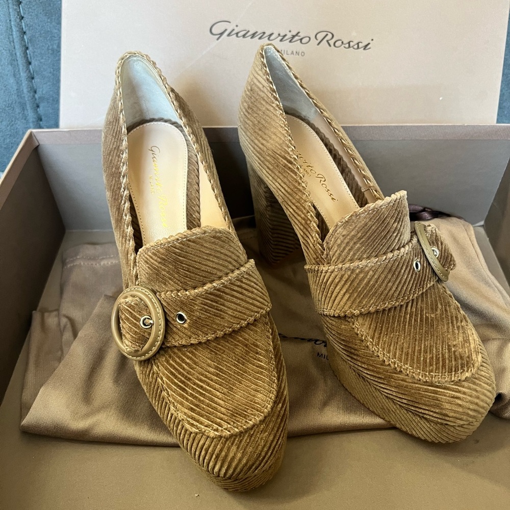 New Gianvito Rossi Leon Platform 38